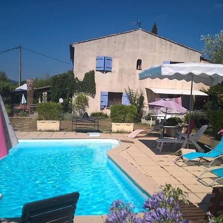 ル·カネ Parfums D'Azur Bed & Breakfast エクステリア 写真