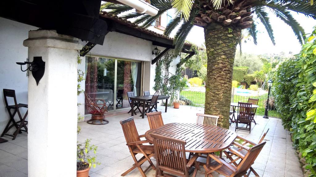 ル·カネ Parfums D'Azur Bed & Breakfast 部屋 写真